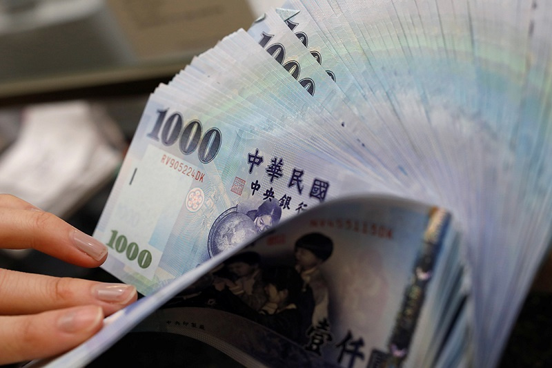 Đổi tiền Đài Loan ở đâu? Đổi tiền Đài Loan sang tiền Việt Nam cần lưu ý gì?  - ALONGWALKER