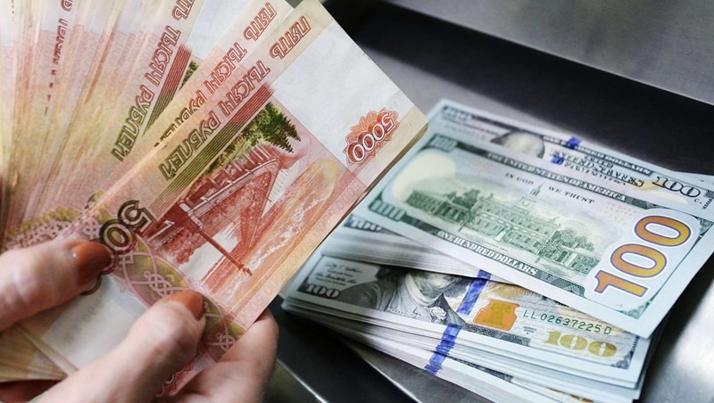 Đồng rúp Nga lập kỷ lục thế giới bất chấp 4.000 lệnh trừng phạt