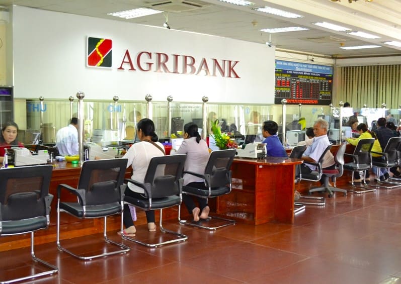Phát triển dịch vụ ngân hàng điện tử tại Agribank - Chi nhánh Phú Tân, An  Giang